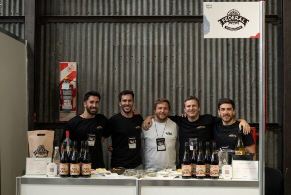 Vermut Federal concretó su primera exportación y llegó a Chile