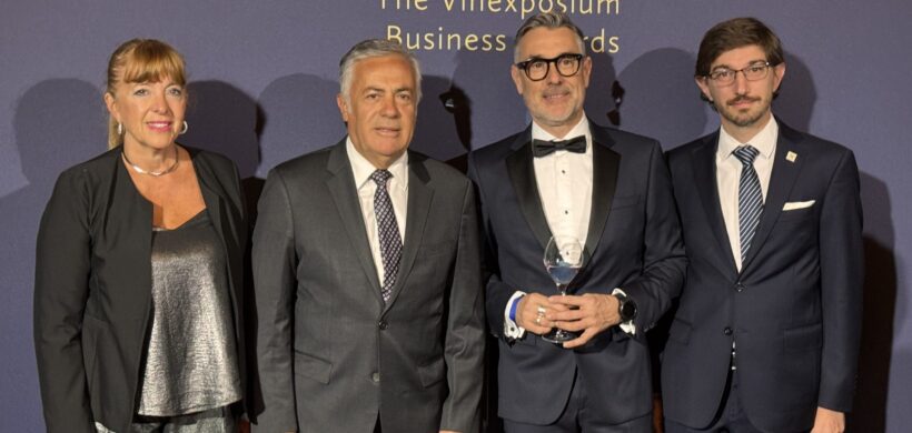 En París, Cornejo inició una gira internacional para promover la industria vitivinícola de Mendoza