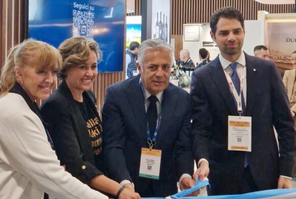 Wine Paris: Cornejo lideró una misión estratégica con nuevos acuerdos y récord de bodegas mendocinas