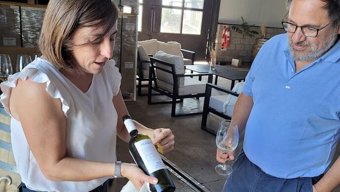 Una bodega mendocina concretó la venta de un contenedor tras su participación en Vinexpo Explorer Mendoza Una bodega mendocina concretó la venta de un contenedor tras su participación en Vinexpo Explorer Mendoza