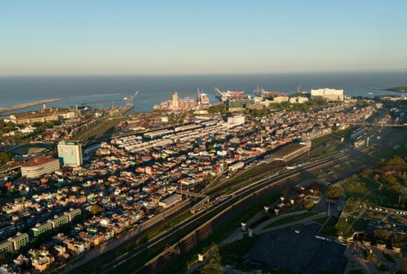 Las exportaciones mendocinas crecieron 17% en volumen y 14% en valor en el primer semestre de 2026 Las exportaciones mendocinas crecieron 17% en volumen y 14% en valor en el primer semestre de 2026